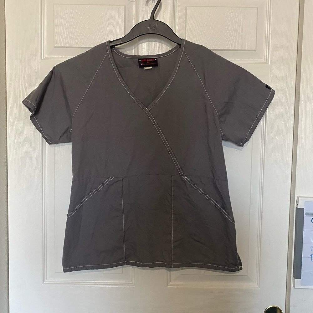 MELROSE Women’s Scrub Set Size XL